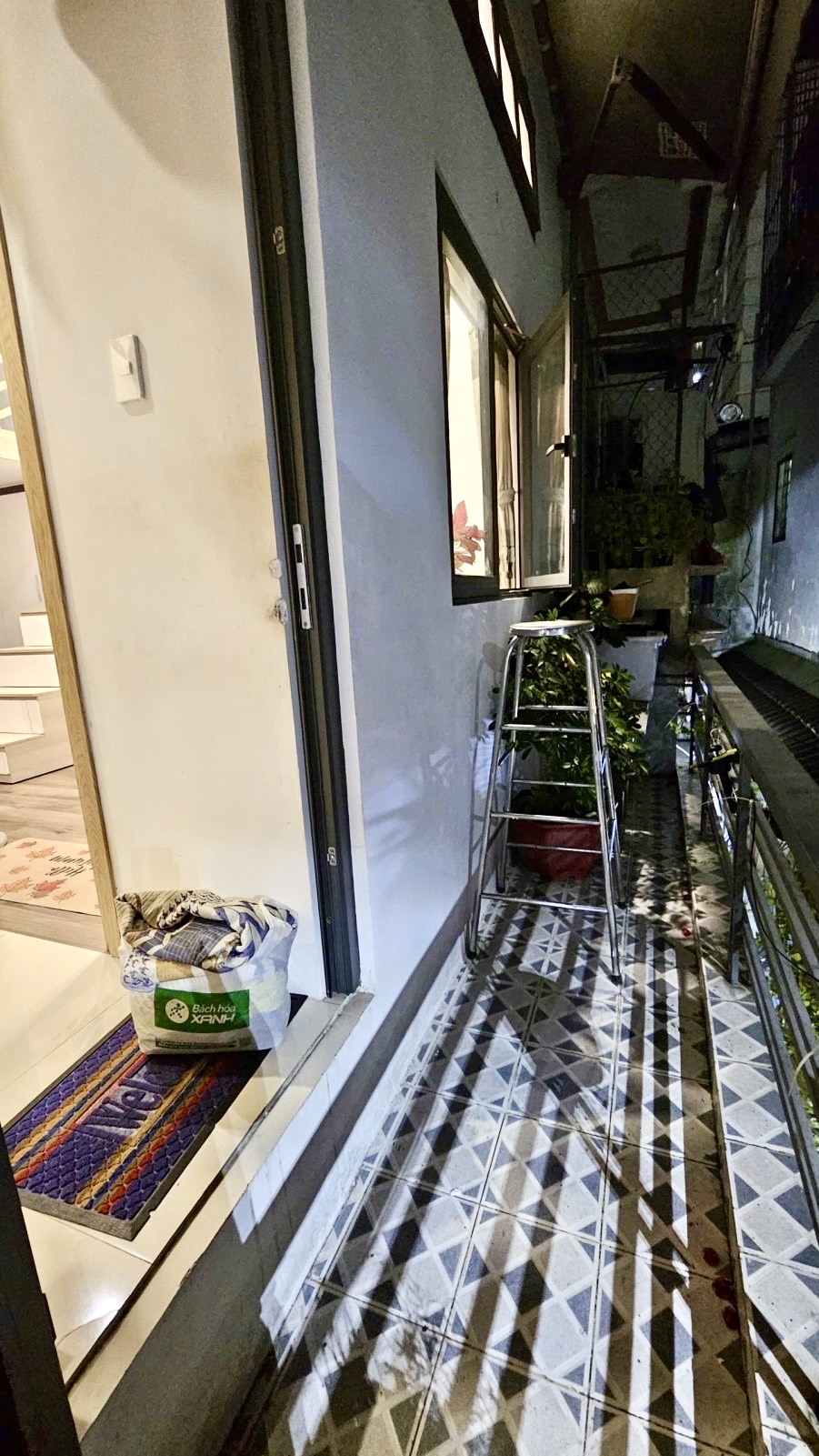 Bán Nhà Ngang 5.1m giá rẻ khu Tân Phú giáp Tân Bình chỉ 3.x