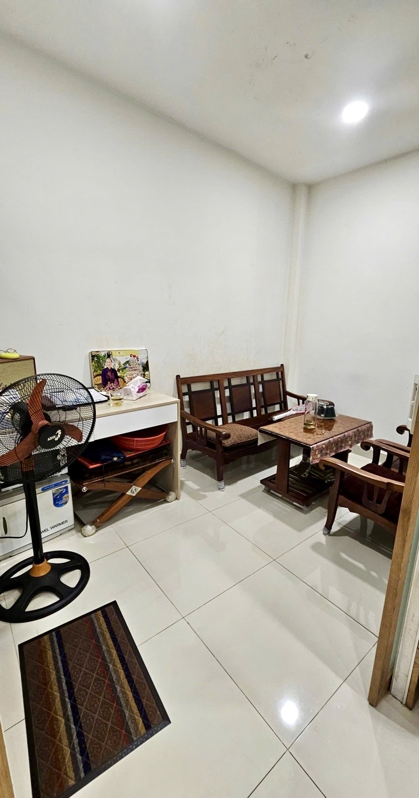 Bán Nhà Ngang 5.1m giá rẻ khu Tân Phú giáp Tân Bình chỉ 3.x