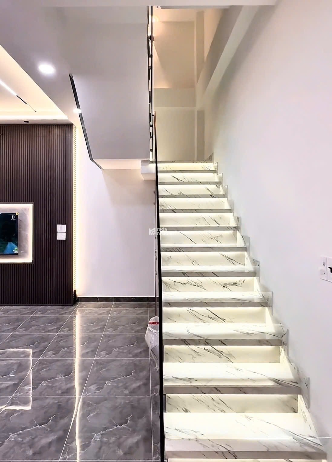 Nhà Mới 3 Tầng Trần Xuân Soạn Q7 – Hẻm 1/ Gần Mặt Tiền - Chi 6.25 tỷ TL