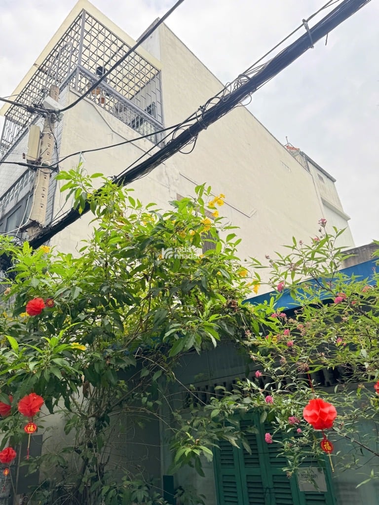 SÁT MẶT TIỀN BẠCH ĐẰNG, BÌNH THẠNH, 52M2 TIỆN XÂY MỚI, GIẢM 350TR CHỈ CÒN 7.8T TL 