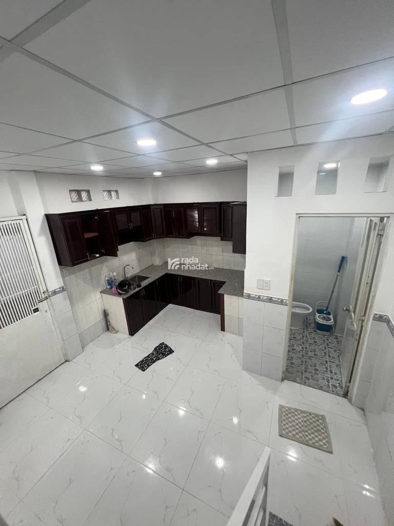 SÁT VÁCH QUẬN 1, HXH ĐIỆN BIÊN PHỦ, BÌNH THẠNH, 20M2 TIỆN XÂY MỚI. GIẢM 550TR CHỈ CÒN 5T TL 
