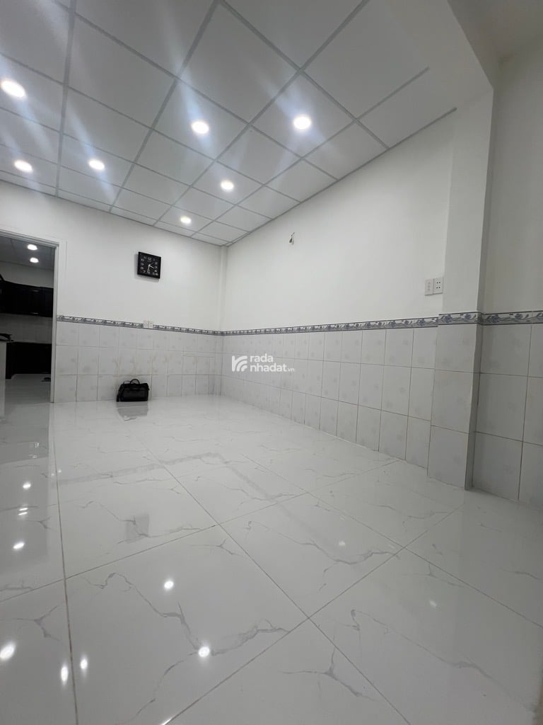 SÁT VÁCH QUẬN 1, HXH ĐIỆN BIÊN PHỦ, BÌNH THẠNH, 20M2 TIỆN XÂY MỚI. GIẢM 550TR CHỈ CÒN 5T TL 