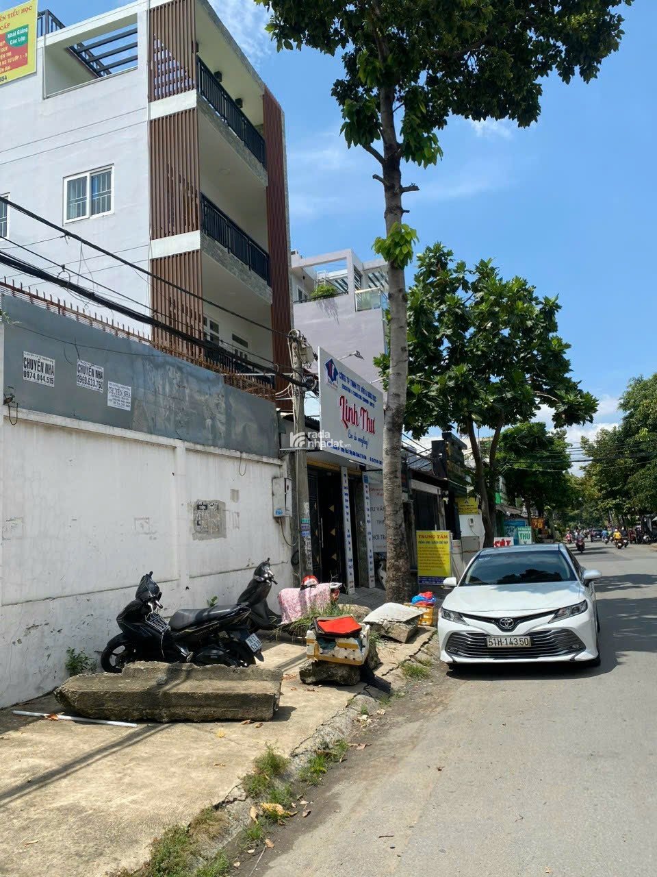 Bán nhanh lô đất 570m2 giá chỉ 12 tỷ 900 triệu đường số 3,Thủ Đức