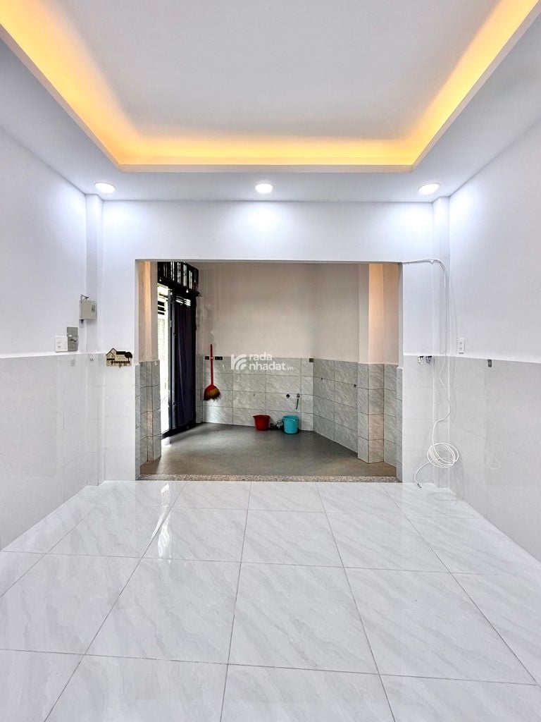 BÁN NHÀ TRẦN TẤN 40M2 4.X TỶ HẺM NHỰA Ô TÔ ĐỖ CỬA TÂN SƠN NHÌ TÂN PHÚ KHU VIP BÀU CÁT 