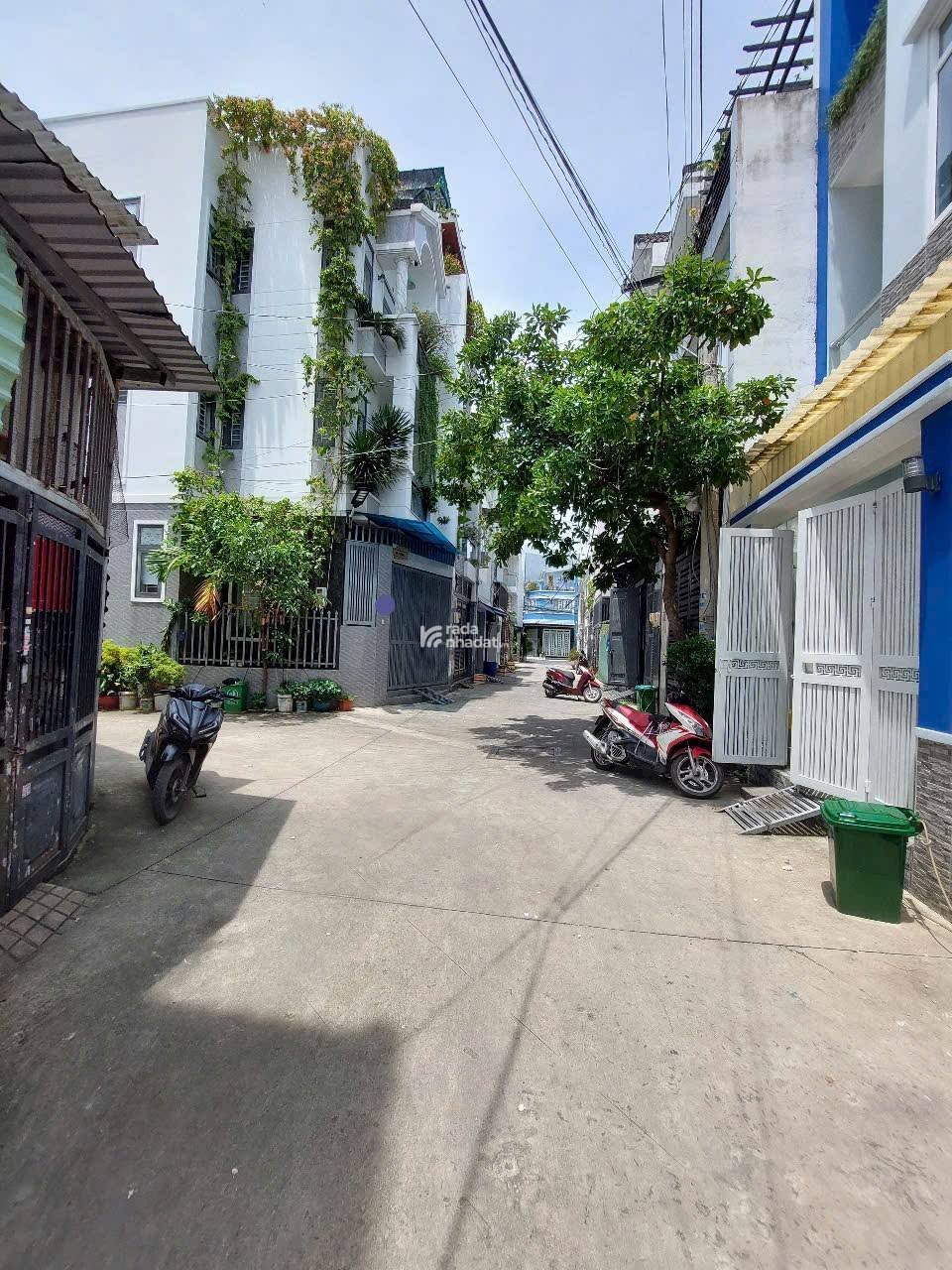 CHO THUÊ NHÀ HẺM 36 ĐƯỜNG SỐ 4 XE HƠI TỚI CỬA Đối Diện Vạn Phúc city,thông qua Sông Đà