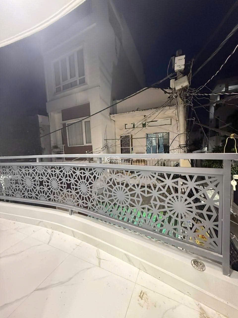 Nhà đẹp hẻm xe hơi Hoàng Trọng Mậu Q7- gần cầu Nguyễn Khoái - 50MV - chỉ 4T nhỉnh