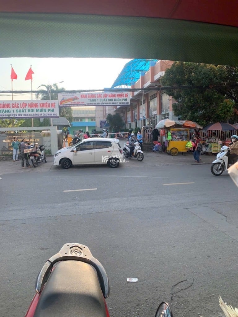 NGAY AEON MALL, HXH DƯƠNG ĐỨC HIỀN, TÂN PHÚ, CHUẨN 160M2 HIẾM CÓ. GIẢM 580TR CHỈ CÒN 26.9T TL 