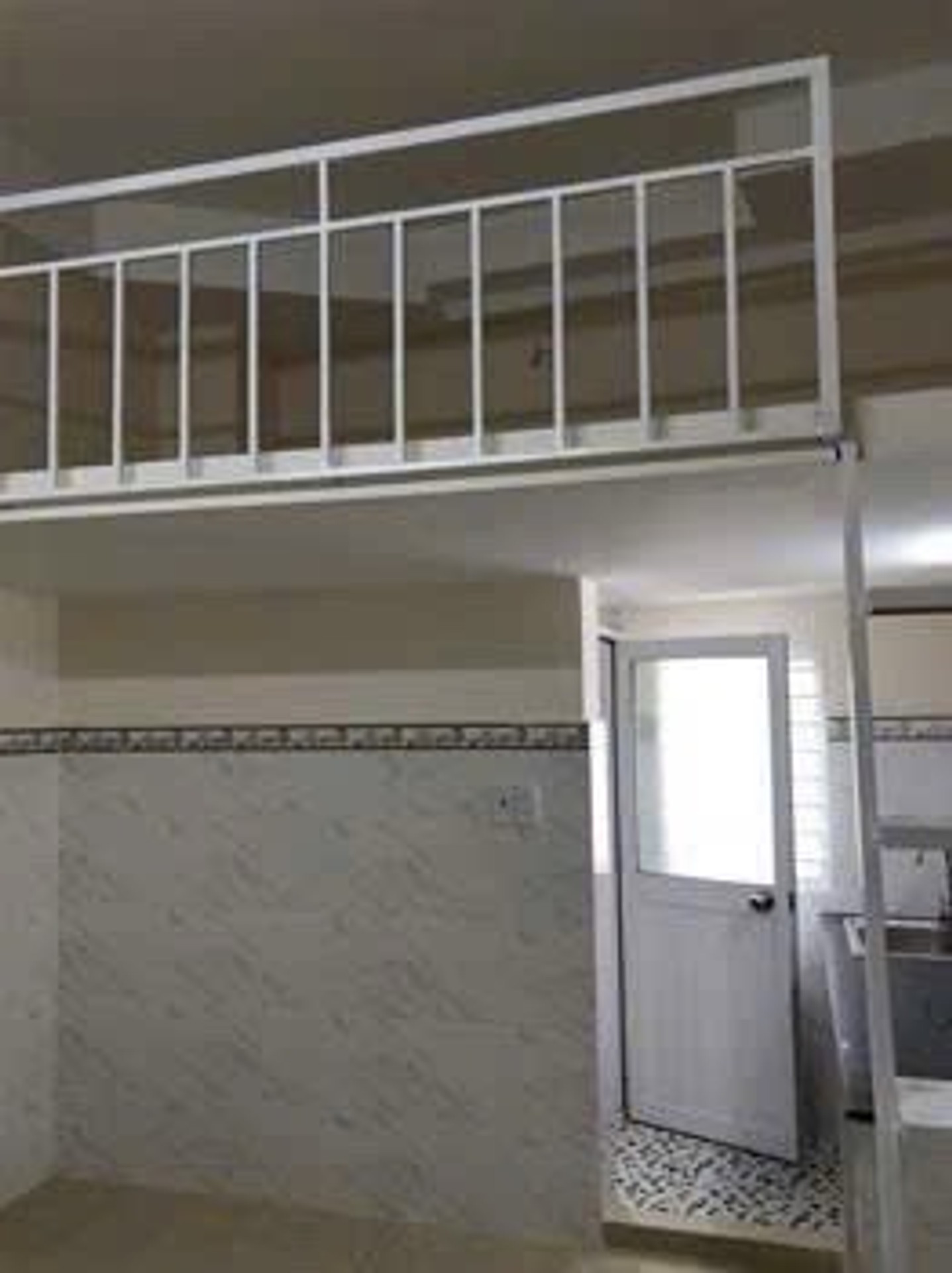CHDV Nguyễn Minh Châu, 101m2, ngang 5.7m, 5 tầng, 22 phòng, DT 80tr/th, 12 tỷ TL