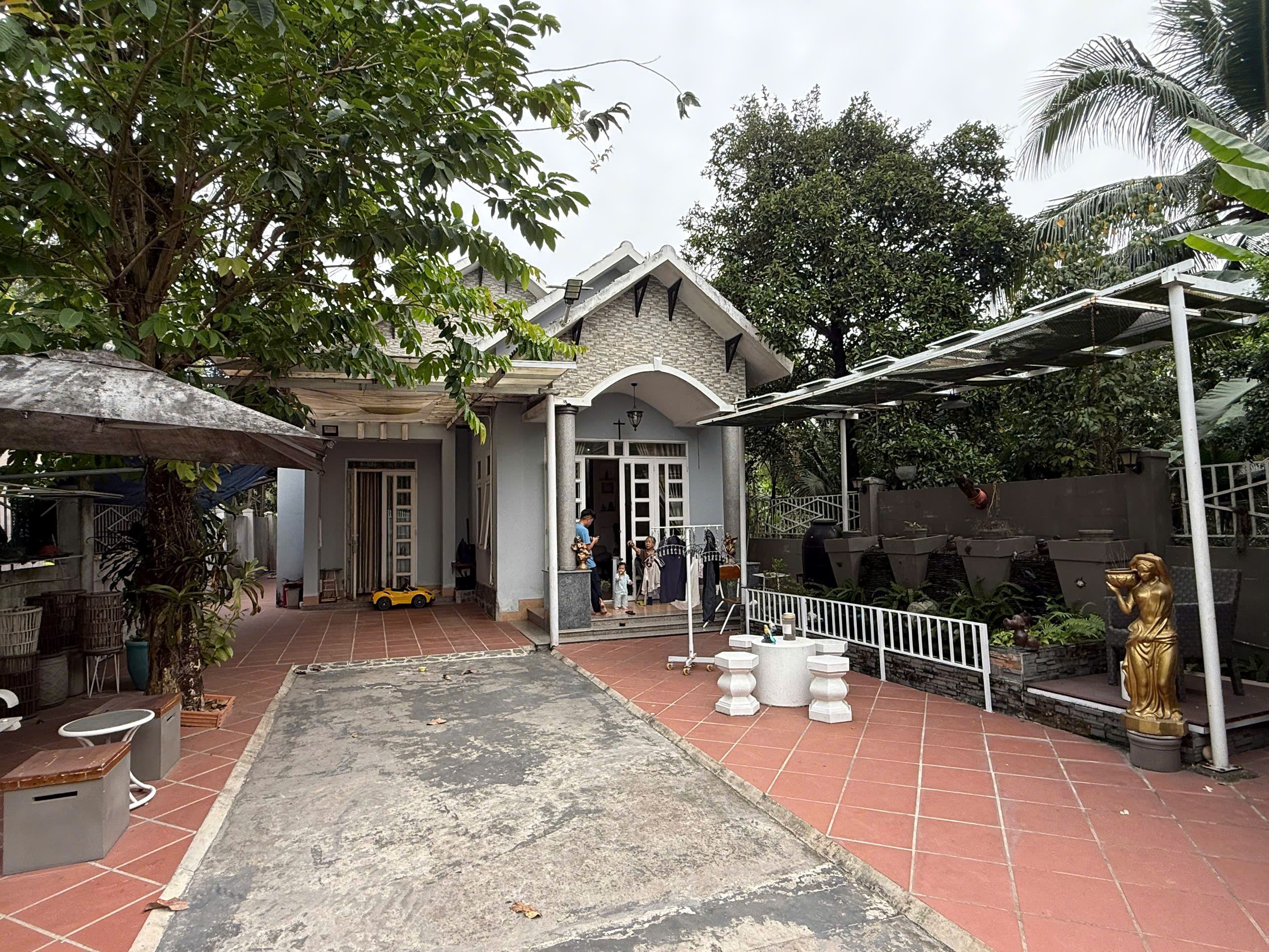 BIỆT THỰ VƯỜN VEN SÔNG SÀI GÒN - 782M2 ĐẤT - 30P VÀO QUẬN 1 - GIÁ CHỈ 10T/M2