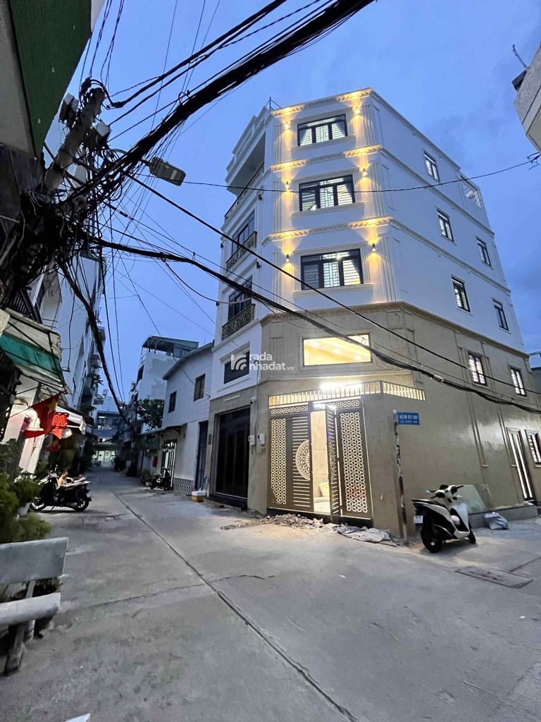 NHÀ 5 TẦNG MỚI ĐẸP - 60M2 (4.7x13) - HẺM XE HƠI - GẦN AEON TÂN PHÚ - FULL NỘI THẤT -