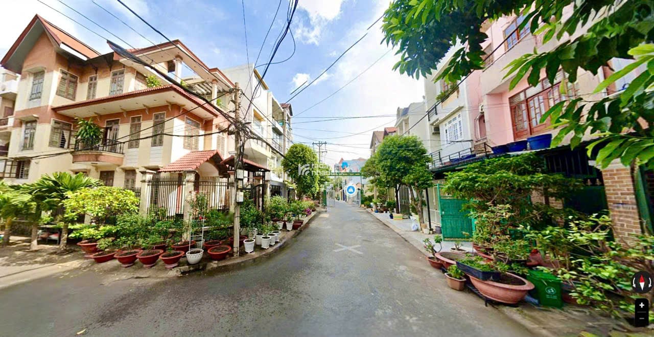 Nhà 1 Trệt 2 Lầu Hiện Đại, Đường Hoàng Diệu 2 Linh Chiểu, Thủ Đức, 5x17m, 3PN, Giá 14.2Tỷ