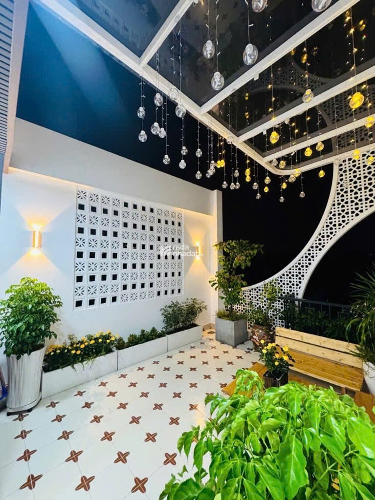 Nhà phố phong  cách nhật bản ngay KDC Nam Long - 4PN- BTCT - full nội thất dọn vào ở ngay