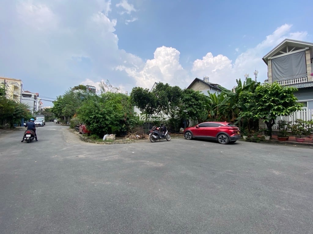 Bán đất khu biệt thự Bộ Công An Q7 - 5x20 đường rộng 12m có vỉa hè - chỉ 12.3 tỷ