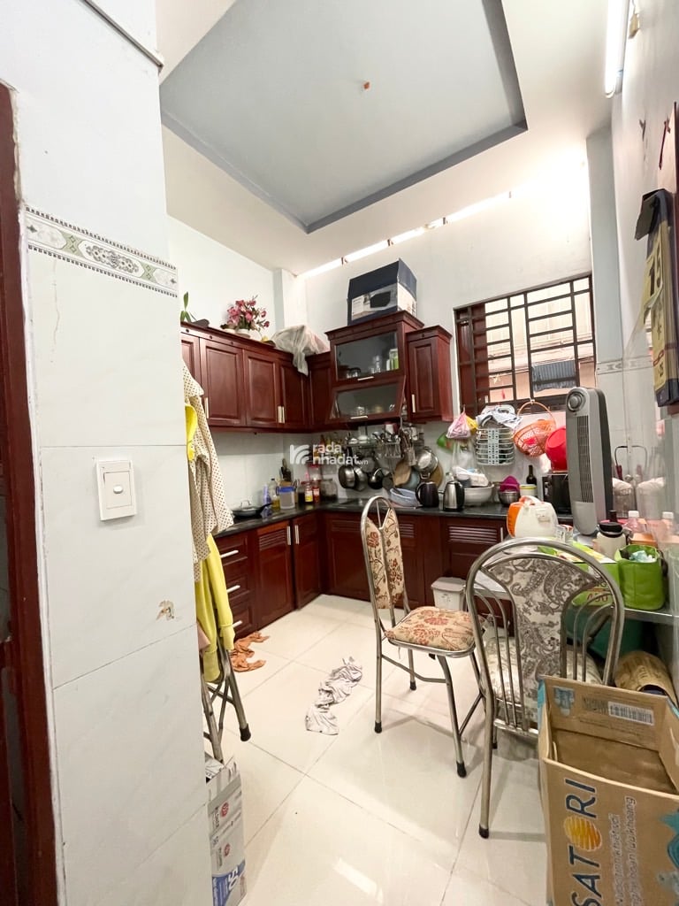 SÁT HXH NI SƯ HUỲNH LIÊN, TÂN BÌNH, 4 TẦNG CÓ KC Ở NGAY. GIẢM 350TR CHỈ 4.93T TL 