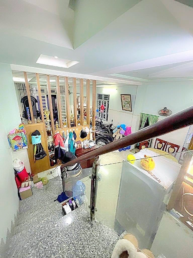 Bán nhà gần đường tân sơn nhì gò dầu