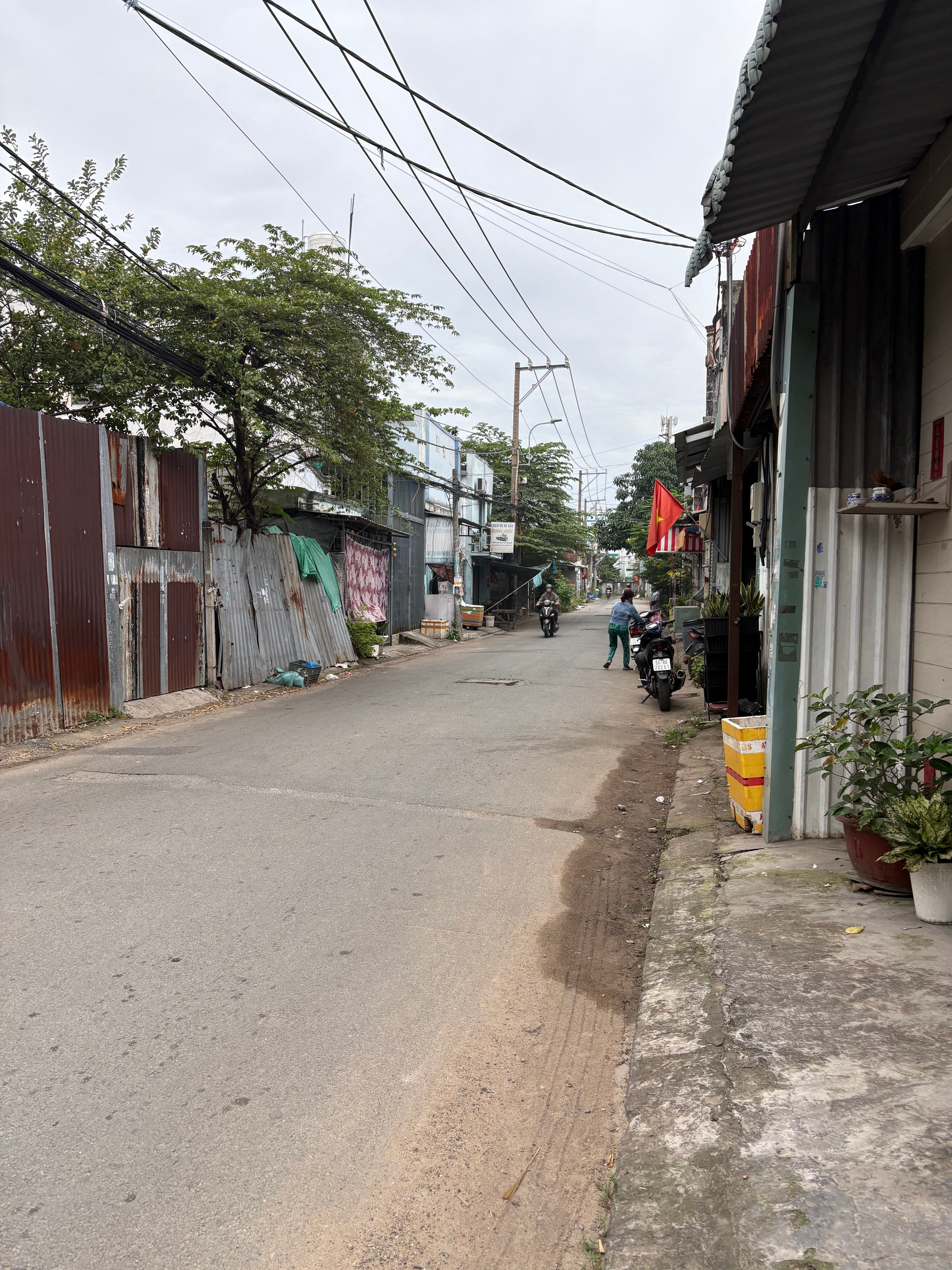  KIẾM MẶT BẰNG KINH DOANH QUÁ DỄ QUÁ RẺ LÀ ĐÂY 