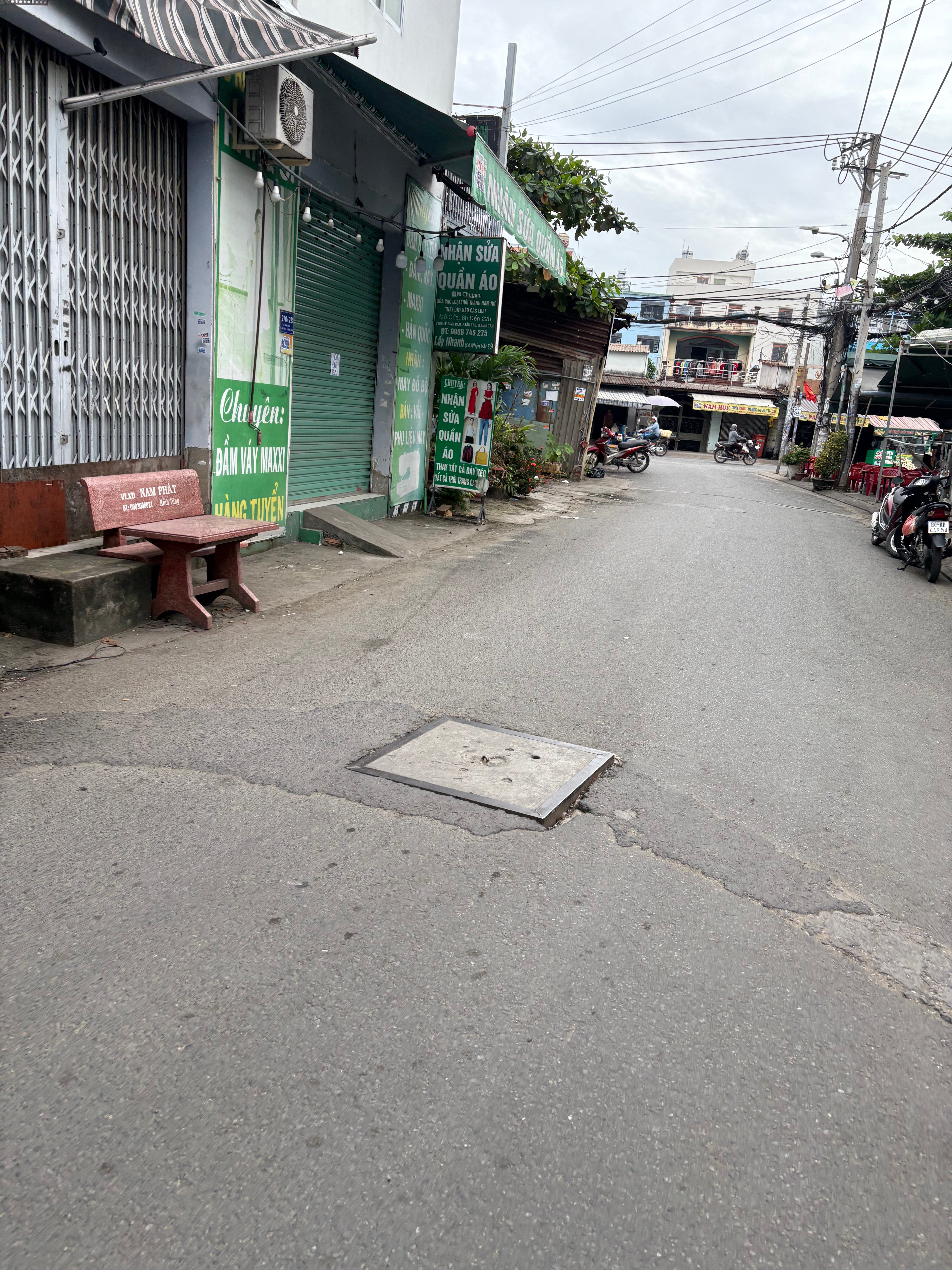  KIẾM MẶT BẰNG KINH DOANH QUÁ DỄ QUÁ RẺ LÀ ĐÂY 