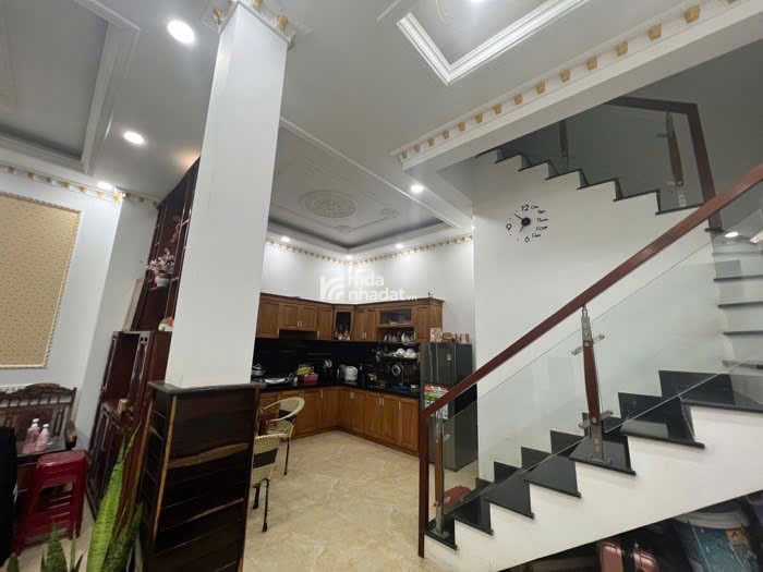 KHU BIỆT THỰ - NHÀ NỘI THẤT ĐẸP - Ô TÔ NGỦ TRONG NHÀ  58M2 - 3 TẦNG GIÁ CHỈ 6,5 Tỷ