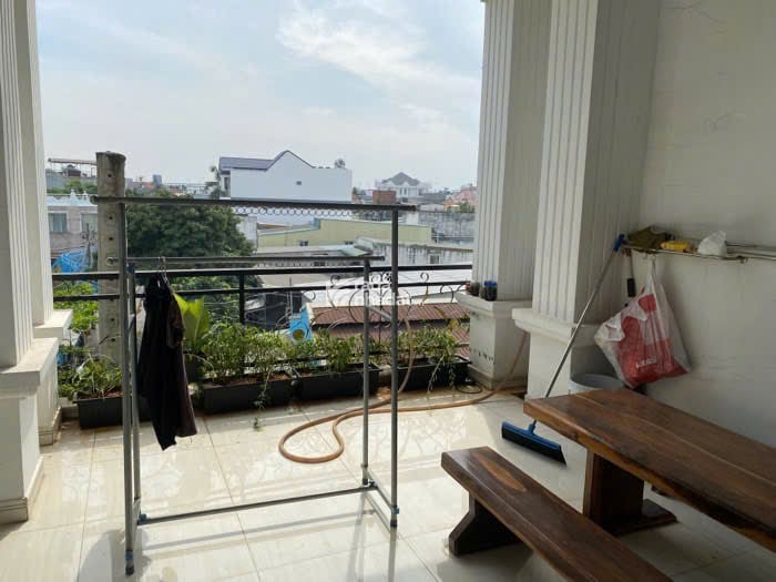 KHU BIỆT THỰ - NHÀ NỘI THẤT ĐẸP - Ô TÔ NGỦ TRONG NHÀ  58M2 - 3 TẦNG GIÁ CHỈ 6,5 Tỷ