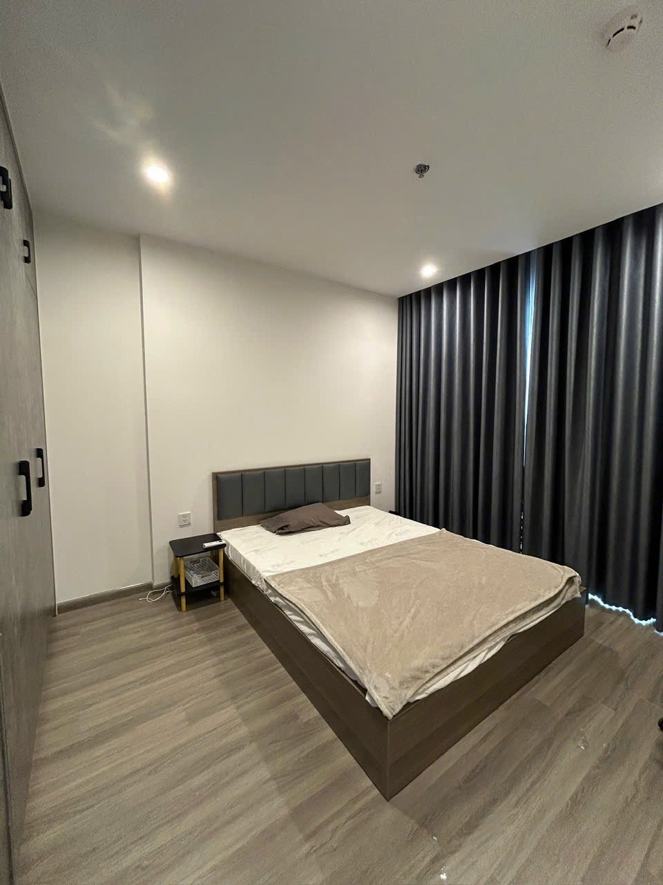 cần bán căn GH6 2pn2wc giá bán 3.6tỷ vinhomes grand park quận 9