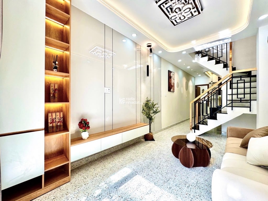 MẶT TIỀN ĐƯỜNG SỐ GÒ VẤP - NGAY ĐẠI LỘ PHẠM VĂN ĐỒNG - HẺM SAU 3M THOÁNG - 3PN 3WC FULL NỘI THẤT