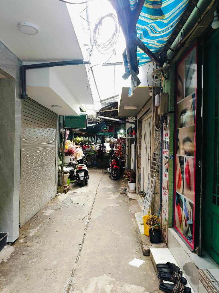Bán Nhà 3 Tầng 33m2, MT Trong Chợ Tân Quy, Đường 15 Tân Hưng Q7, Giá 5,5 Tỷ
