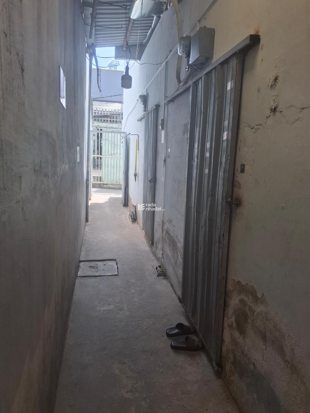 BÁN DÃY TRỌ 7 PHÒNG THU 10TR/TH 95M2 6.3 TỶ SHR GẦN TRƯỜNG HỌC SIÊU THỊ CHỢ NGÂN HÀNG