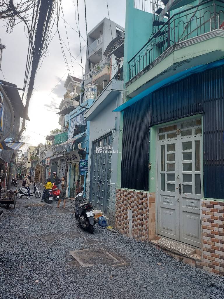 HẺM XE HƠI SÁT NHÀ, LẠC LONG QUÂN, TÂN BÌNH, 28M2 CÓ KC Ở NGAY. GIẢM 350TR CHỈ 3.78T TL