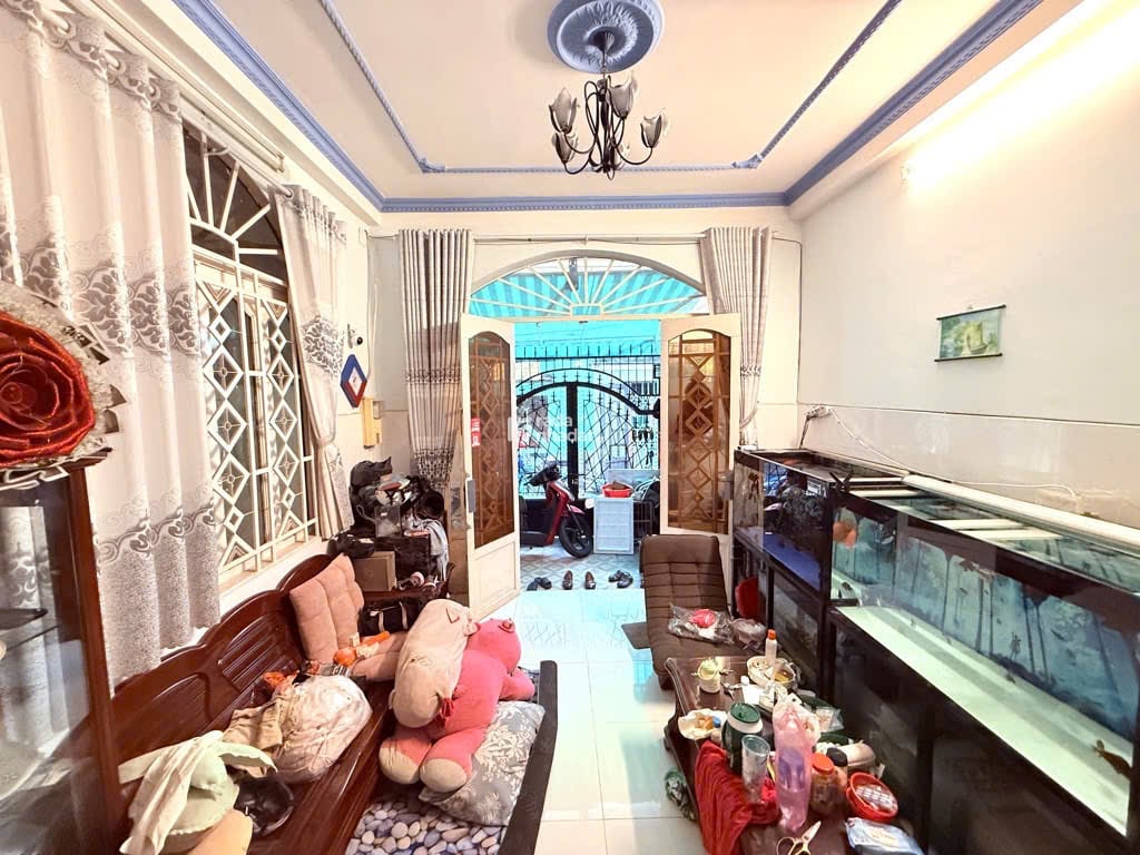 Bán gấp nhà 2 tầng Quang Trung  Gò Vấp  Ngay Vincom  5.2x12m  Giá 5.7 Tỷ