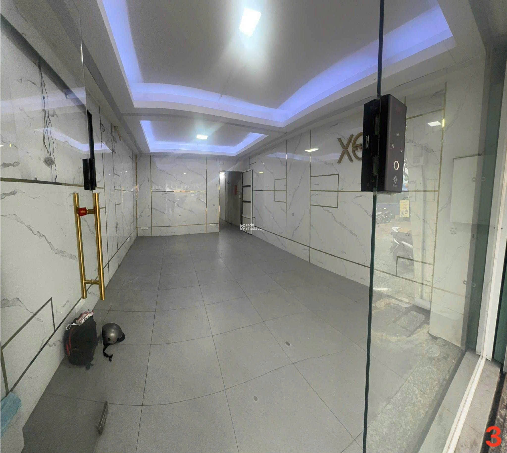 Chính chủ cho thuê nhà mặt tiền Hùng Vương Quận 5