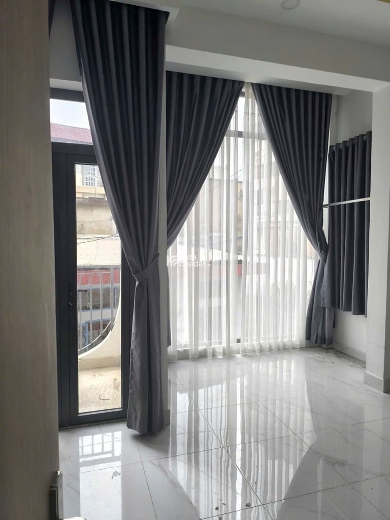 NHÀ 5 TẦNG HXH TÔ HIẾN THÀNH  P. HÒA HƯNG, Q.10  7 PHÒNG NGỦ  GẦN, CV LÊ THỊ RIÊNG