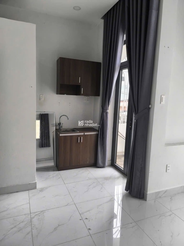 NHÀ 5 TẦNG HXH TÔ HIẾN THÀNH  P. HÒA HƯNG, Q.10  7 PHÒNG NGỦ  GẦN, CV LÊ THỊ RIÊNG