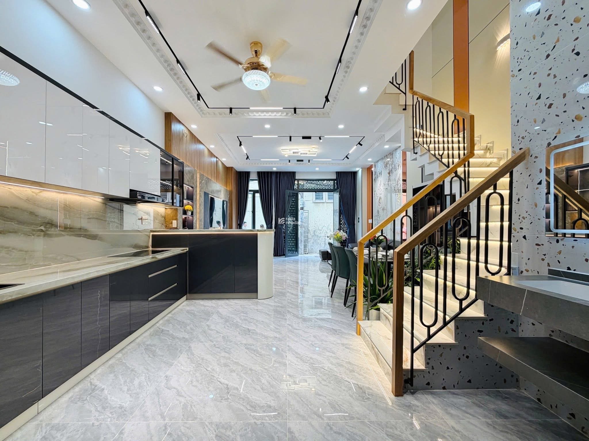 NHÀ MỚI HOÀN THIỆN Đ.BÙI QUANG LÀ - 3 TẦNG - 5.5x11 - KẾ EMART 2 - CHỈ 6.8 TỶ TL