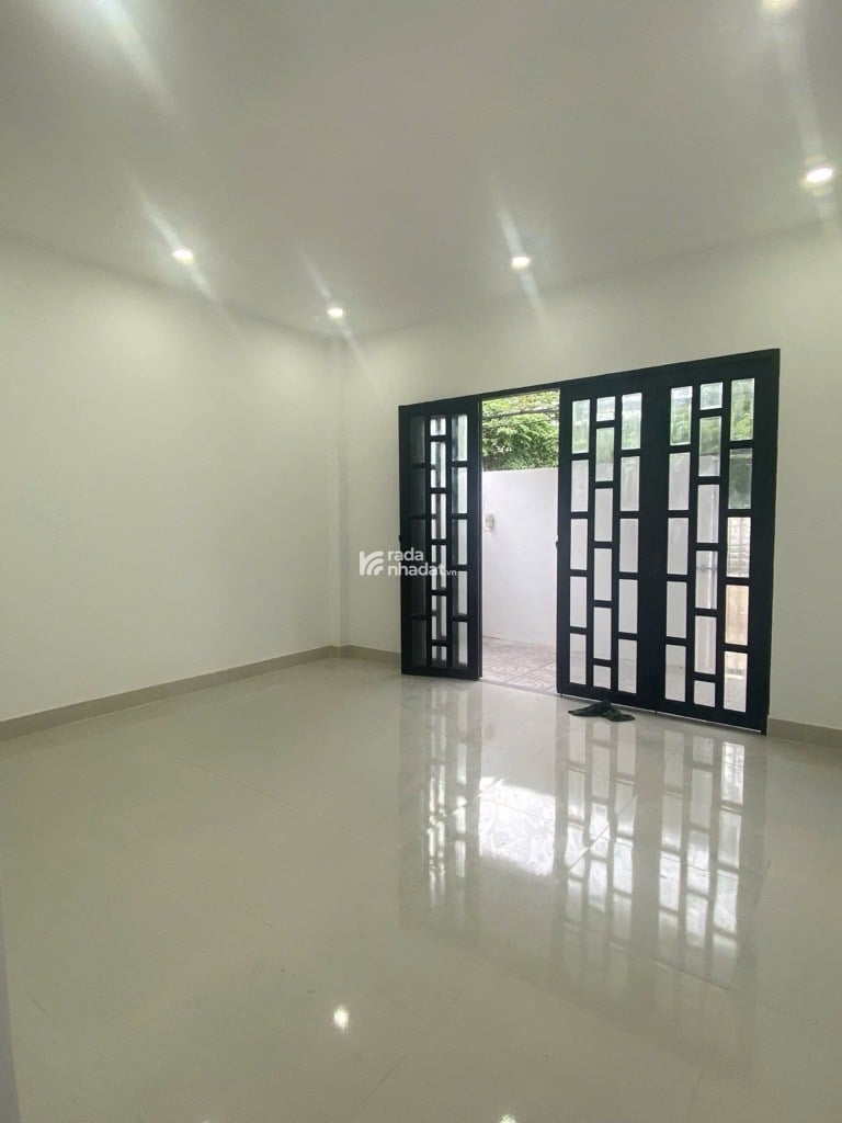  NHÀ HXH THÔNG NGANG KHỦNG 2 TẦNG 5. TỶ ĐƯỜNG CẦY XÂY KẾ LÊ VĂN VIỆT Q9