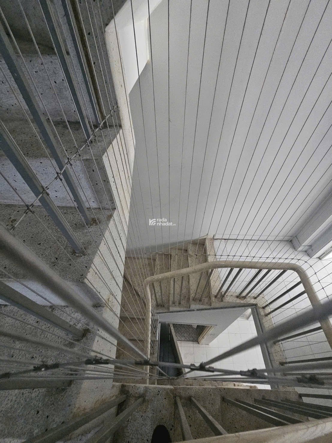 Bán nhà gấp Lê Hồng Phong P2 Q5 - 40m2 - 2PN - 2tỷ850 - gần Bệnh Viện chấn thương chỉnh hình