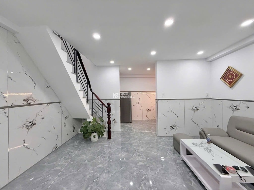 TÂN BÌNH - 37M2 - 2 TẦNG, 2 PHÒNG - 3 BƯỚC RA ĐƯỜNG 2 Ô TÔ TRÁNH - TẶNG FULL NỘI THẤT