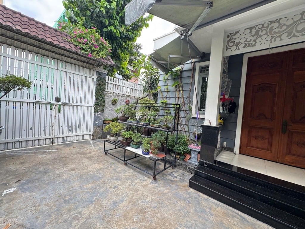 BÁN NHÀ VILLA MẶT TIỀN_DIỆN TÍCH 160m2_KDC SẦM UẤT_GIÁ 12ty400 THƯƠNG LƯỢNG 