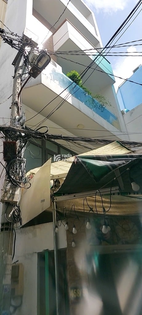 NGỘP BANK - 5 TẦNG - TRUNG TÂM Q.10 - LÝ THÁI TỔ - DT: 4*15m- CHỈ 7.2 TỶ