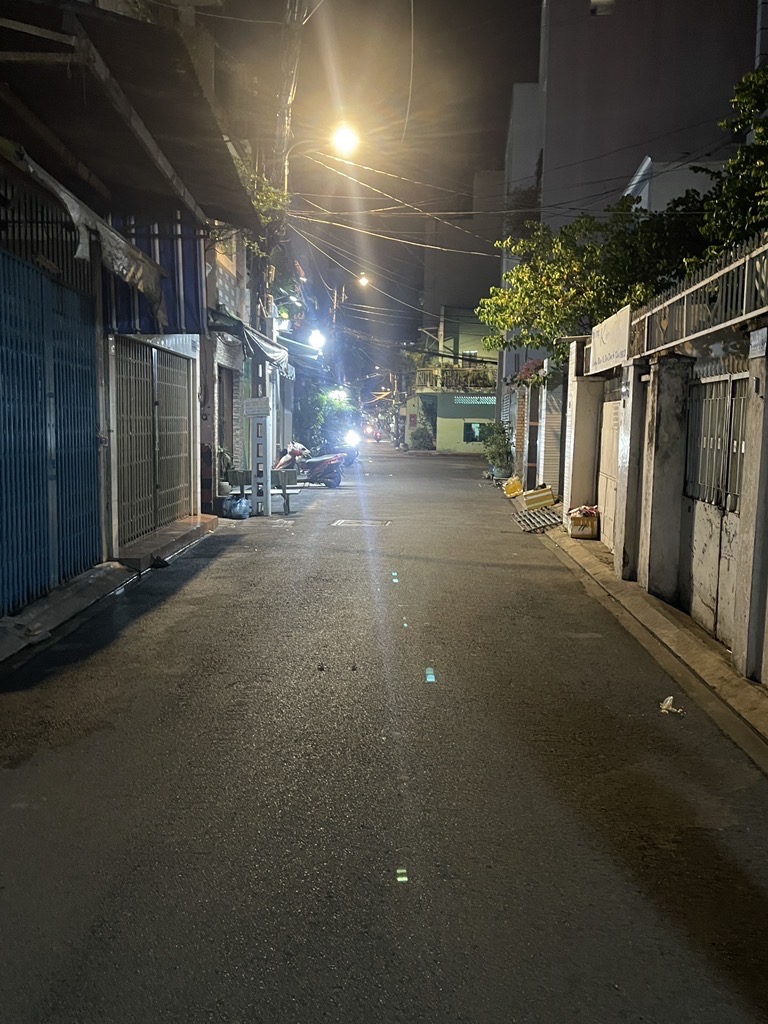 VÀI BƯỚC QUA Q10 - HXH - NHÀ 5 TẦNG - LÝ THƯỜNG KIỆT 