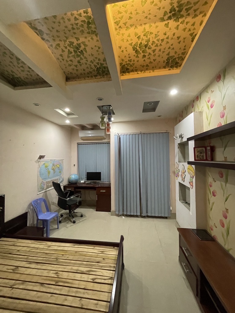 VÀI BƯỚC QUA Q10 - HXH - NHÀ 5 TẦNG - LÝ THƯỜNG KIỆT 