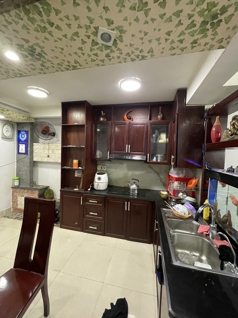 VÀI BƯỚC QUA Q10 - HXH - NHÀ 5 TẦNG - LÝ THƯỜNG KIỆT 