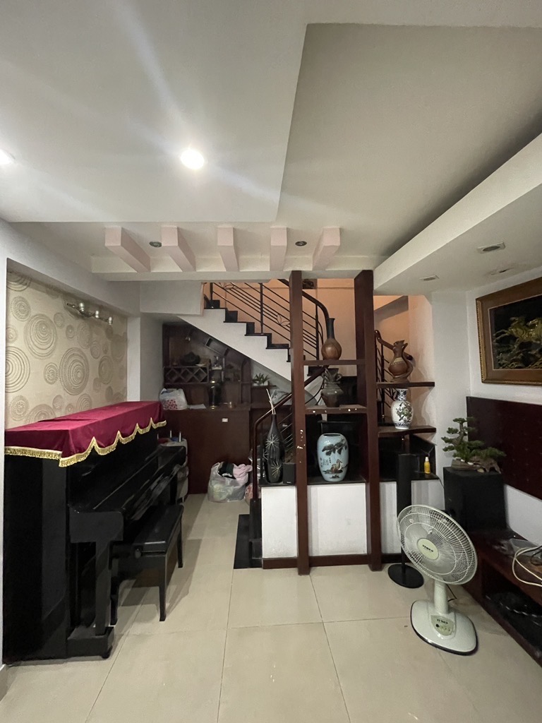 VÀI BƯỚC QUA Q10 - HXH - NHÀ 5 TẦNG - LÝ THƯỜNG KIỆT 