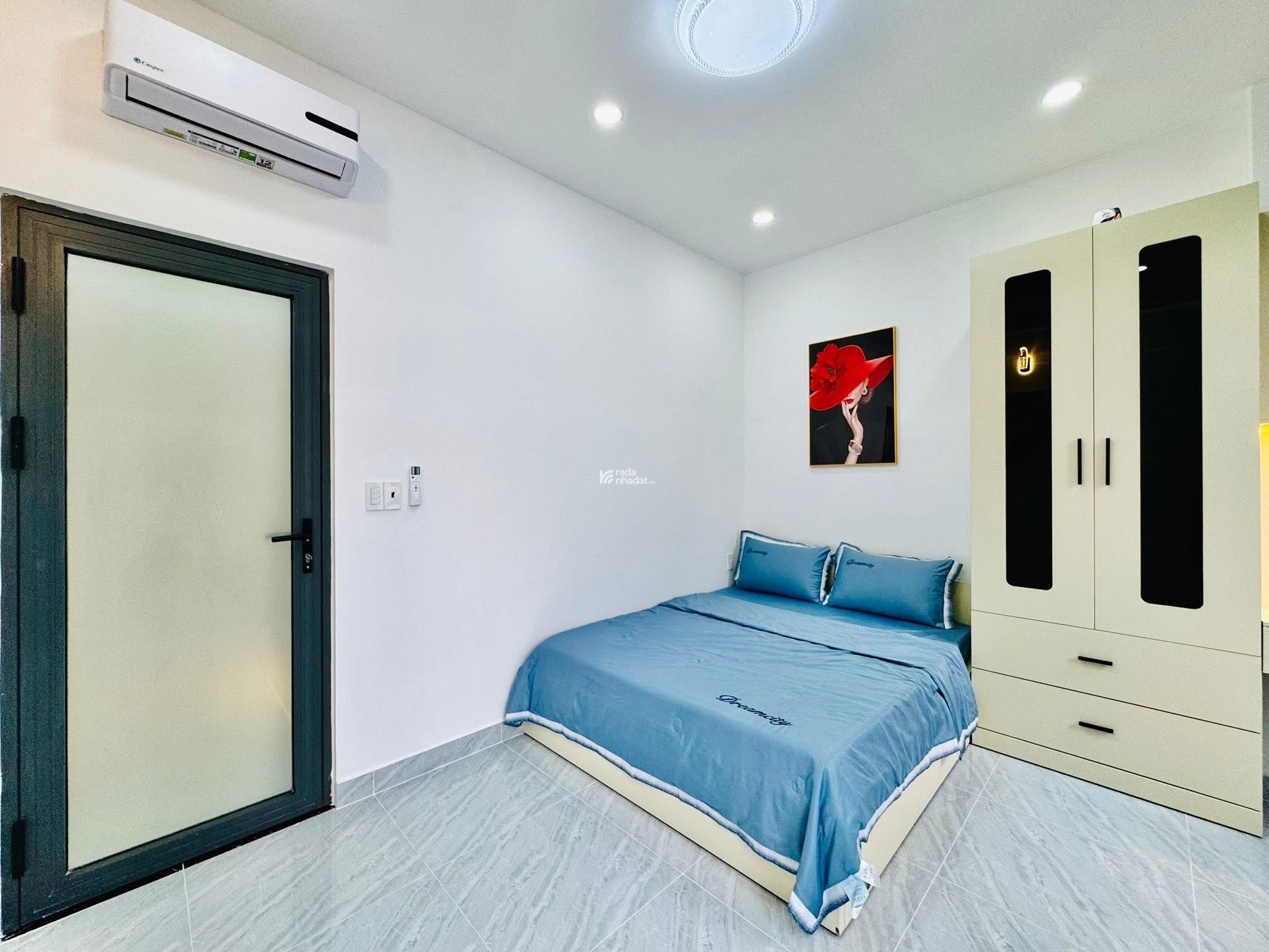 Lên sóng căn nhà 56m2 ngay Lê Quang Định, Gò Vấp. Giá 4 Tỷ 820 Tr. SHR, hẻm xe hơi 5m