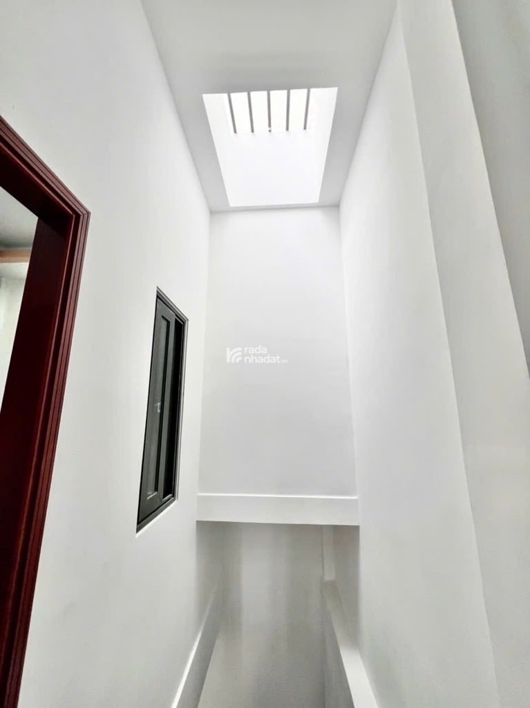  Nhà mới 2 tầng Đình Nghi Xuân- ngay ngã tư Bốn Xã