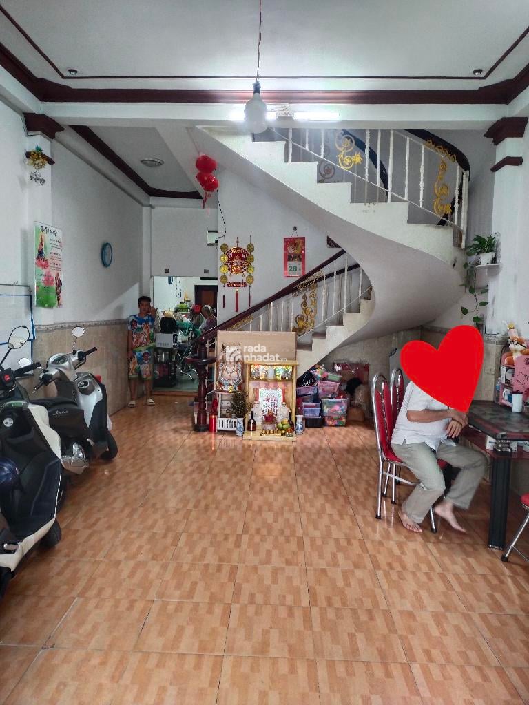 BÁN NHÀ TRẦN THỊ TRỌNG  HOÀNG BẬT ĐẠT  95M2  4 TẦNG  HẺM 4M  SÁT MẶT TIỀN  9.3 TỶ