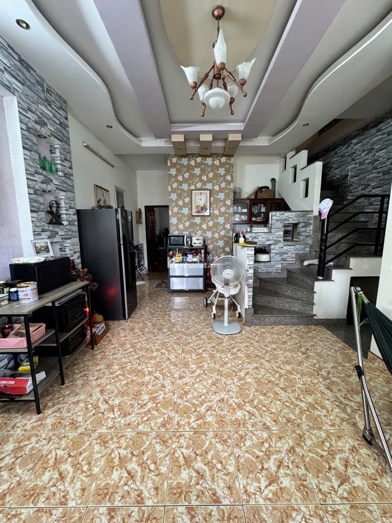 Nhà 4 tầng  ngay Emart Phan Văn Trị  P5  Gò Vấp  Hẻm xe hơi  5.2x17m  Giá 12.3 tỷ