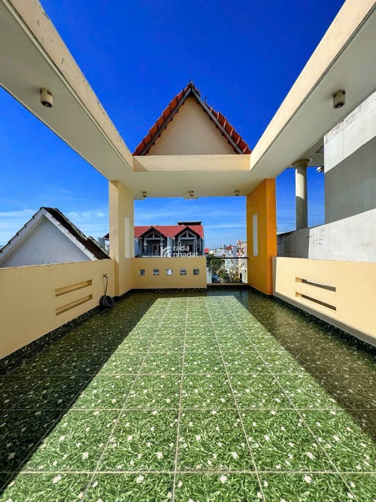 Bán Nhà Đường Bình Trị Đông,HXH,Bình Tân (4 x 18 x 4 Tầng) 7,5 Tỷ TL