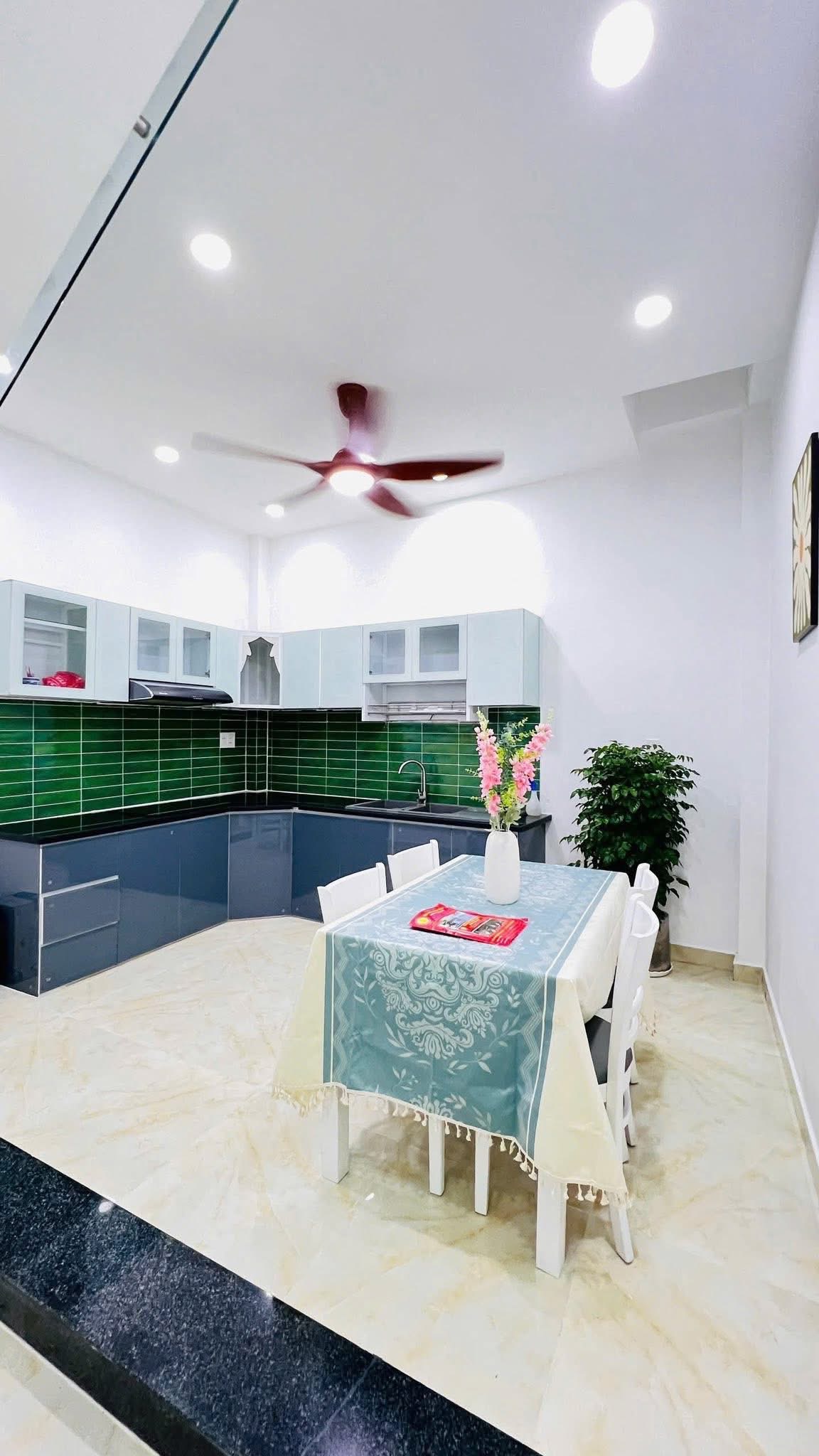 Bán nhà hẻm 5m ,DT 68m2 ,4 Tỷ 700 ,nhà đường số 22 Hiệp Bình Chánh Thủ Đức - Hoàn công đầy đủ - SHR