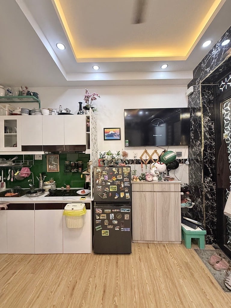 TRUNG TÂM TP. SÁT HẺM XE HƠI DUY TÂN, PHÚ NHUẬN, 20M2 CÓ KC Ở NGAY. GIẢM 350TR CHỈ CÒN 4.25T