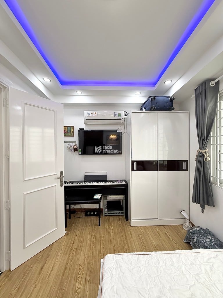 TRUNG TÂM TP. SÁT HẺM XE HƠI DUY TÂN, PHÚ NHUẬN, 20M2 CÓ KC Ở NGAY. GIẢM 350TR CHỈ CÒN 4.25T